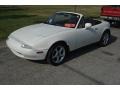 Chaste White - MX-5 Miata Roadster Photo No. 33