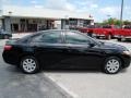 Black - Camry XLE V6 Photo No. 4