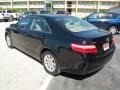 Black - Camry XLE Photo No. 7