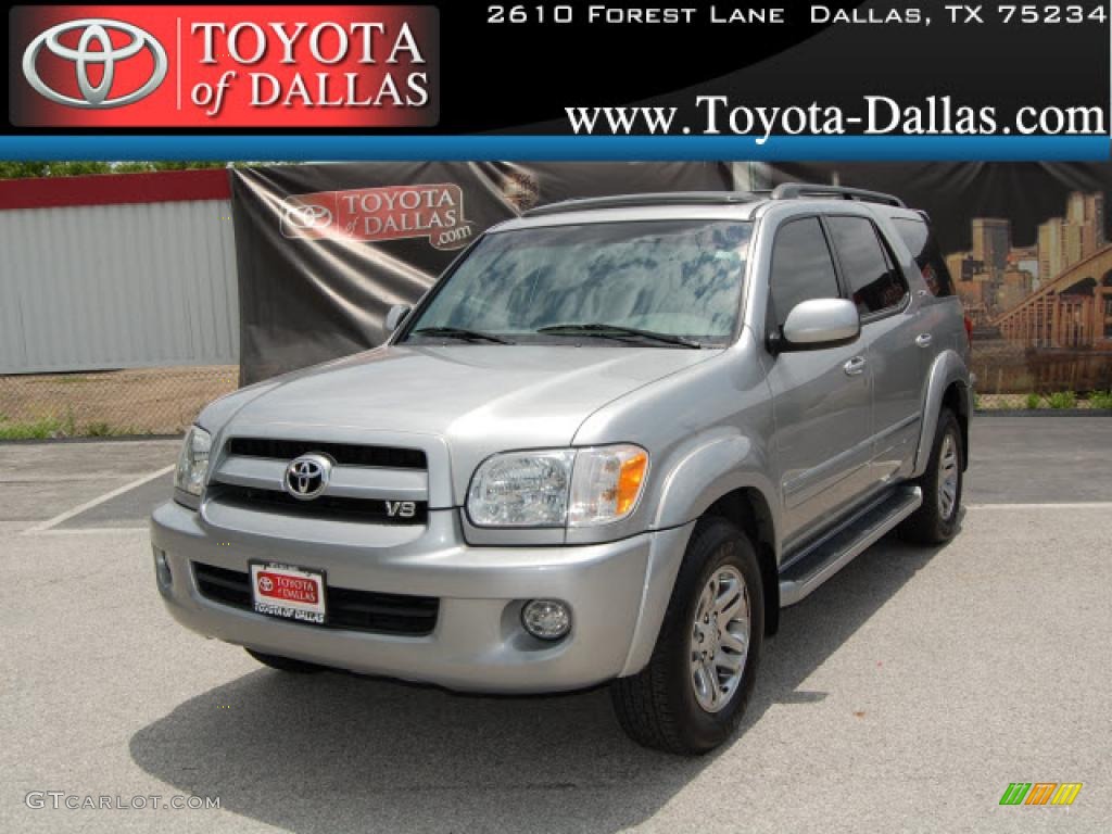 2007 Sequoia SR5 - Silver Sky Metallic / Light Charcoal photo #1