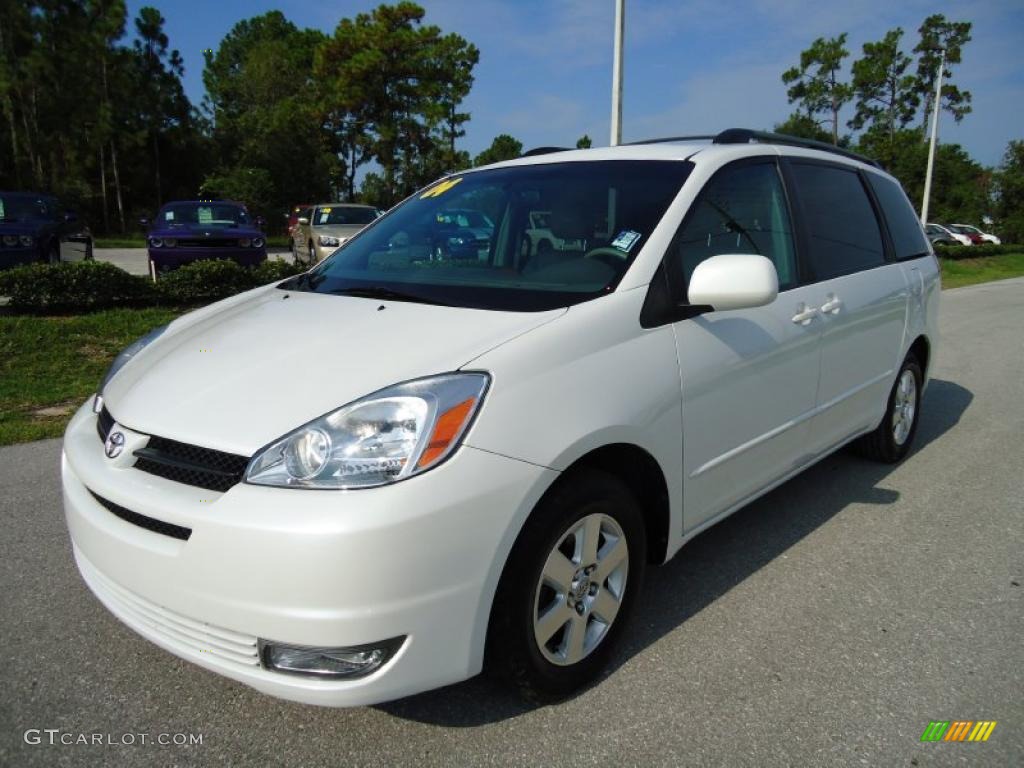 2004 Sienna XLE - Natural White / Stone Gray photo #1