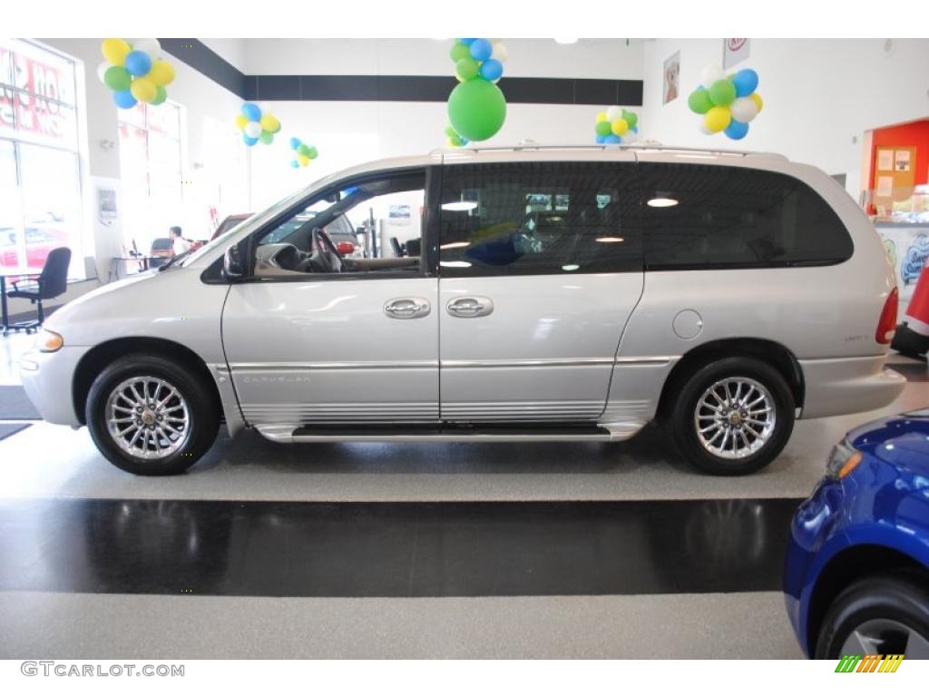 2000 Town & Country Limited - Bright Silver Metallic / Taupe photo #3