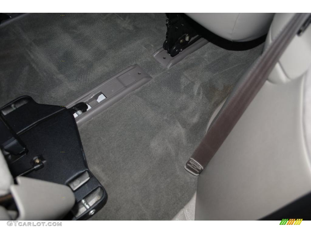 2000 Bright Silver Metallic Chrysler Town Amp Country