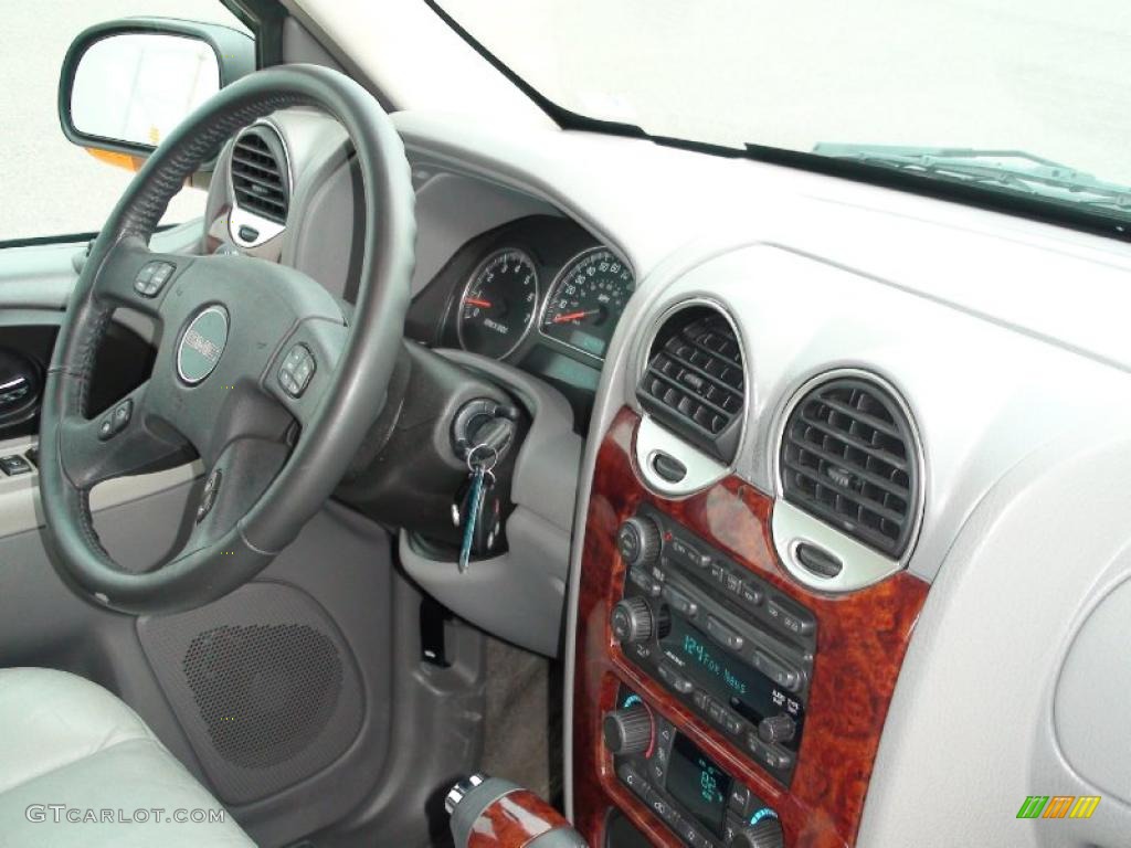 2005 Envoy SLE - Steel Grey Metallic / Light Gray photo #36