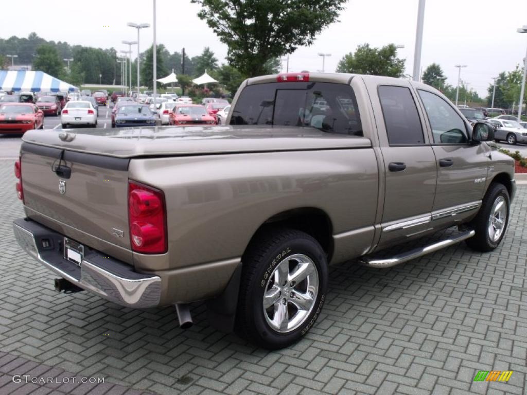 2008 Ram 1500 Laramie Quad Cab - Light Khaki Metallic / Medium Slate Gray photo #5