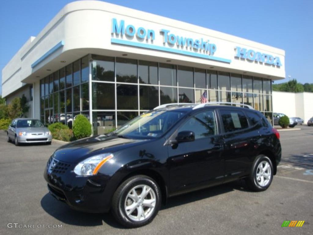 Wicked Black Nissan Rogue
