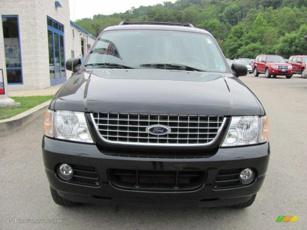 2004 Explorer XLT 4x4 - Black / Midnight Grey photo #3