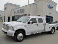 2007 Oxford White Ford F550 Super Duty Lariat Crew Cab 4x4 Chassis Fifth Wheel  photo #1