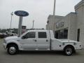 2007 Oxford White Ford F550 Super Duty Lariat Crew Cab 4x4 Chassis Fifth Wheel  photo #2