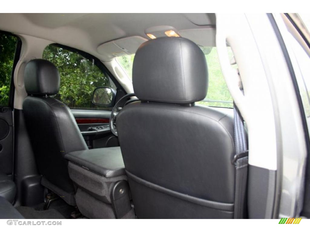 2003 Ram 1500 Laramie Quad Cab 4x4 - Graphite Metallic / Dark Slate Gray photo #44