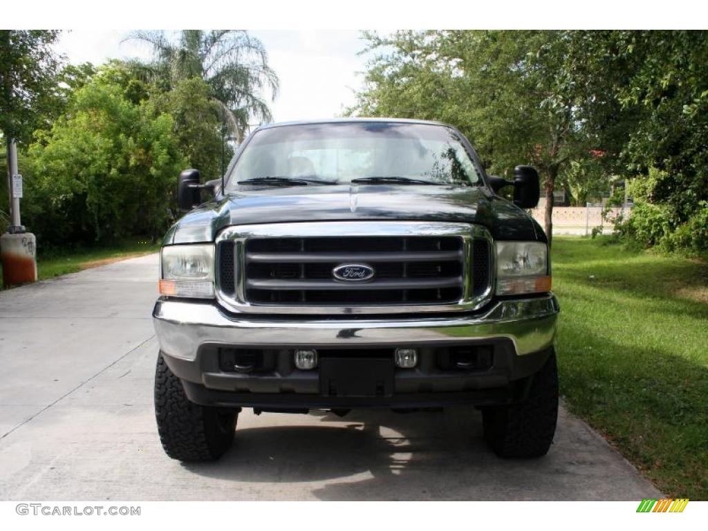 2002 F250 Super Duty Lariat Crew Cab 4x4 - Dark Highland Green Metallic / Medium Parchment photo #16