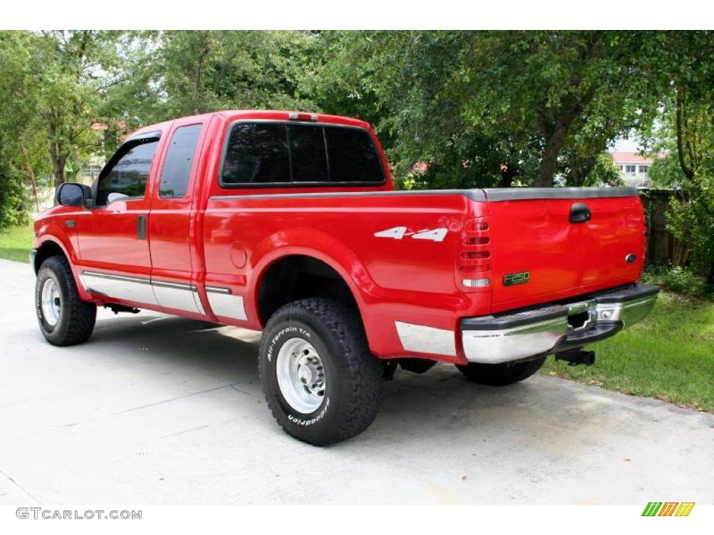 1999 F250 Super Duty Lariat Extended Cab 4x4 - Red / Medium Graphite photo #5