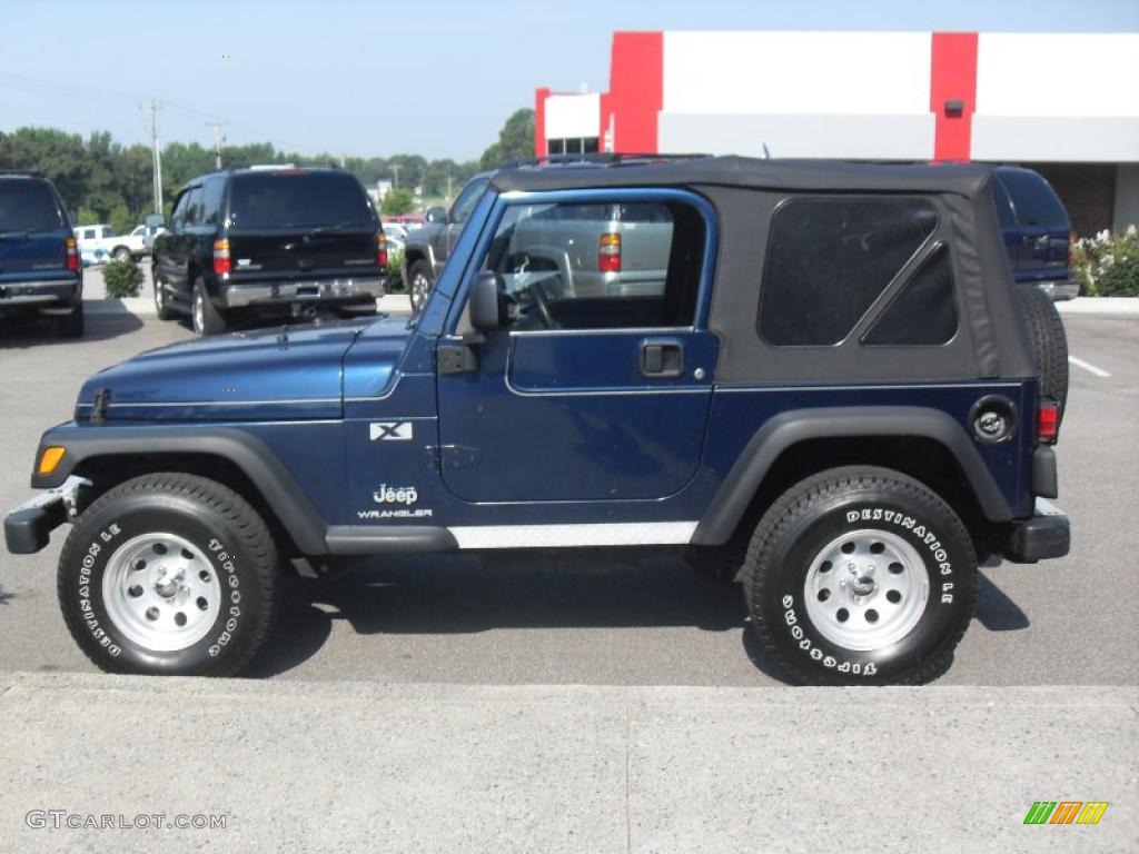 Patriot Blue Pearl Jeep Wrangler