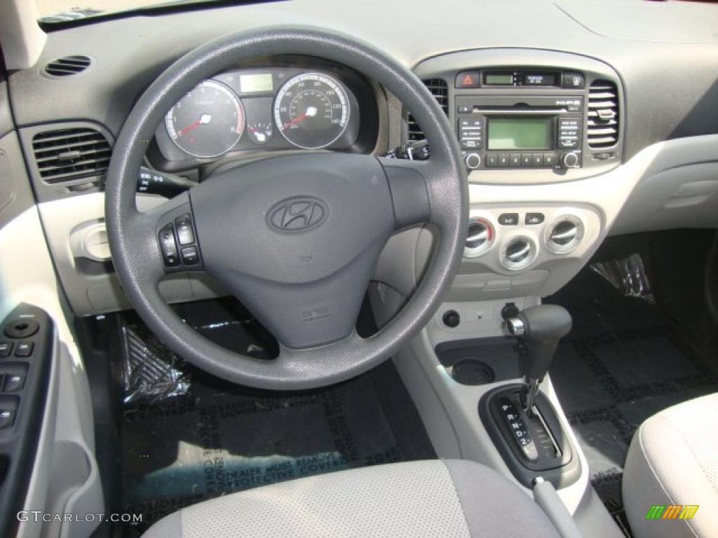 2009 Accent GLS 4 Door - Dark Sapphire Blue / Gray photo #10