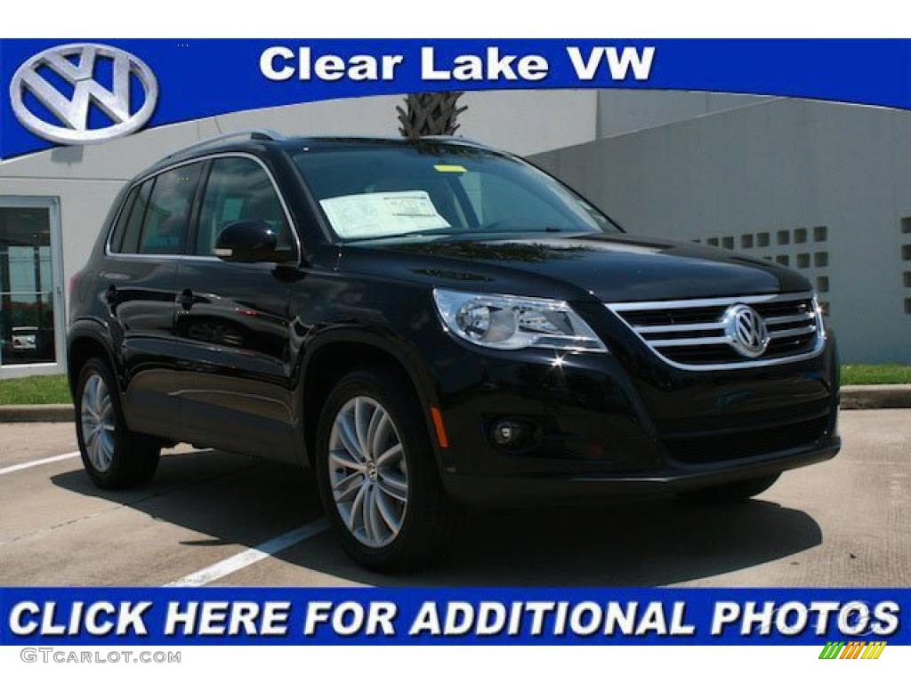 2011 Tiguan SE - Deep Black Metallic / Sandstone photo #1