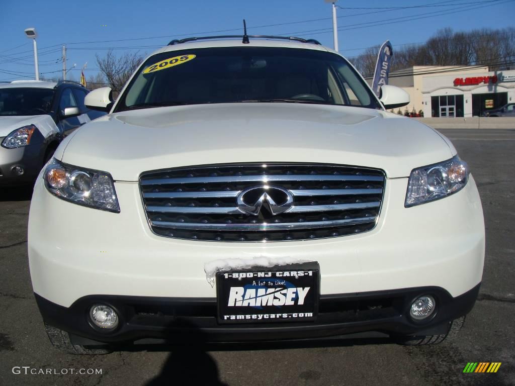 2005 FX 35 AWD - Ivory Pearl White / Willow photo #2