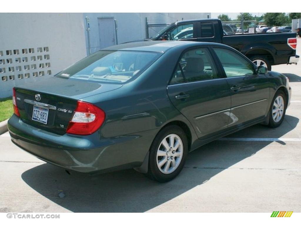 2004 Camry XLE V6 - Aspen Green Pearl / Taupe photo #16