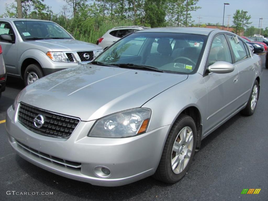 Nissan altima 2005 silver #4