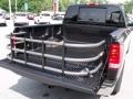 Galaxy Black - Titan SE Crew Cab Photo No. 5