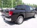 Galaxy Black - Titan SE Crew Cab Photo No. 8