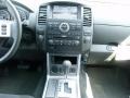 2010 Dark Slate Metallic Nissan Pathfinder SE  photo #15