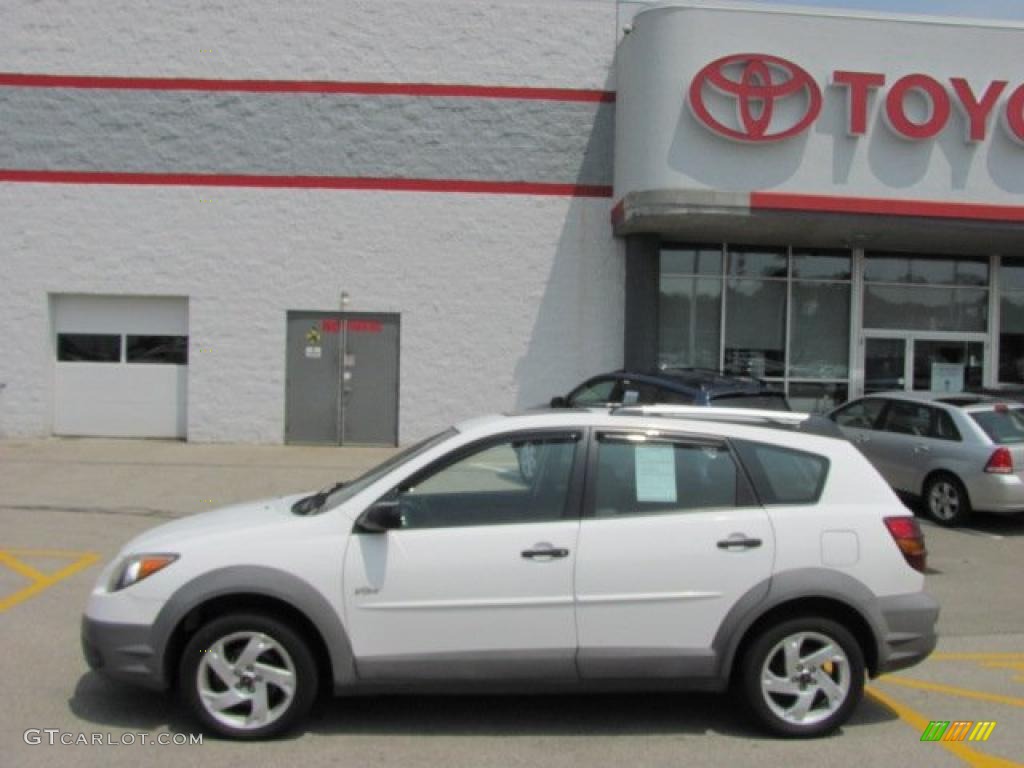 2003 Vibe AWD - Frost White / Graphite photo #2