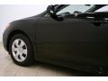 Black - Camry LE Photo No. 25