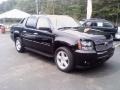 Black - Avalanche LTZ 4WD Photo No. 2