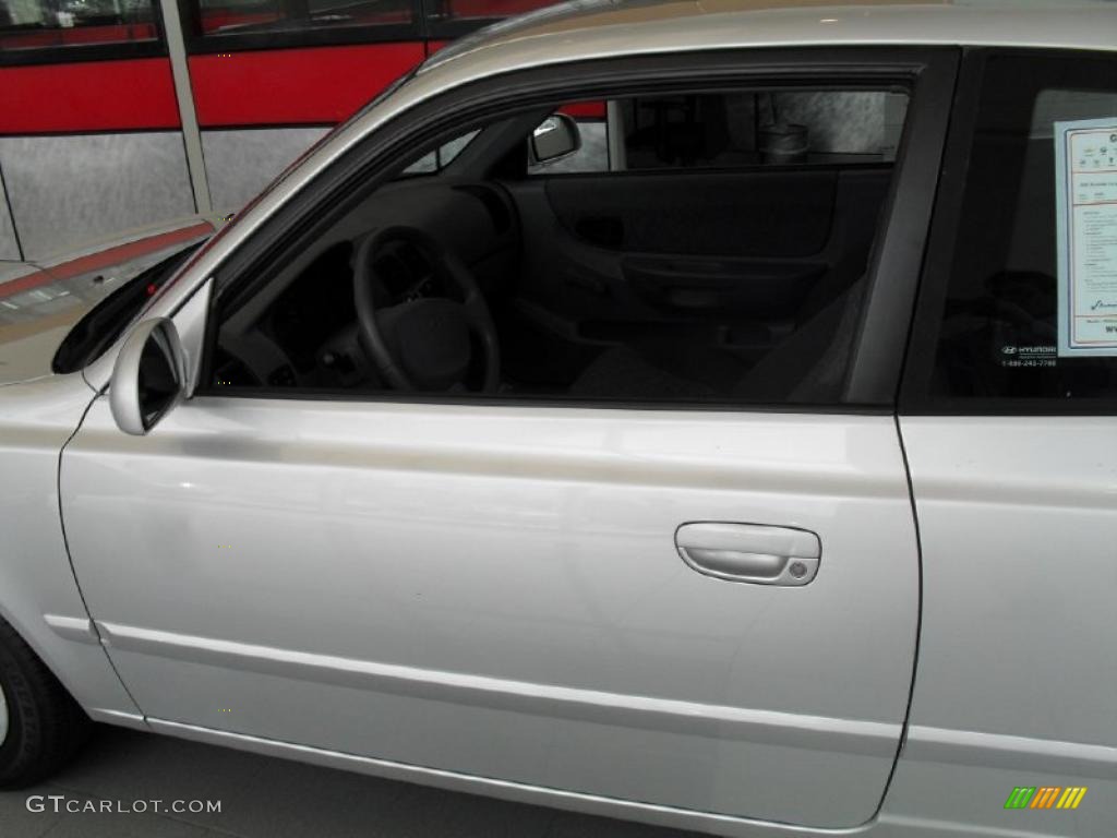 2005 Accent GLS Coupe - Silver Mist / Gray photo #3