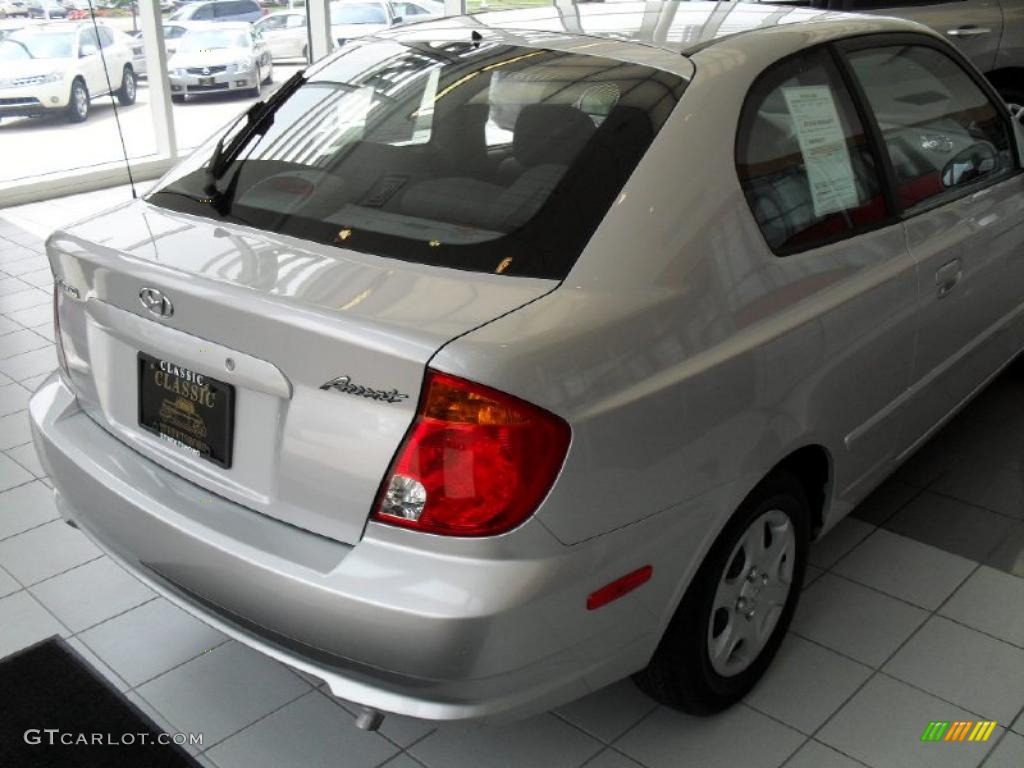 2005 Accent GLS Coupe - Silver Mist / Gray photo #7