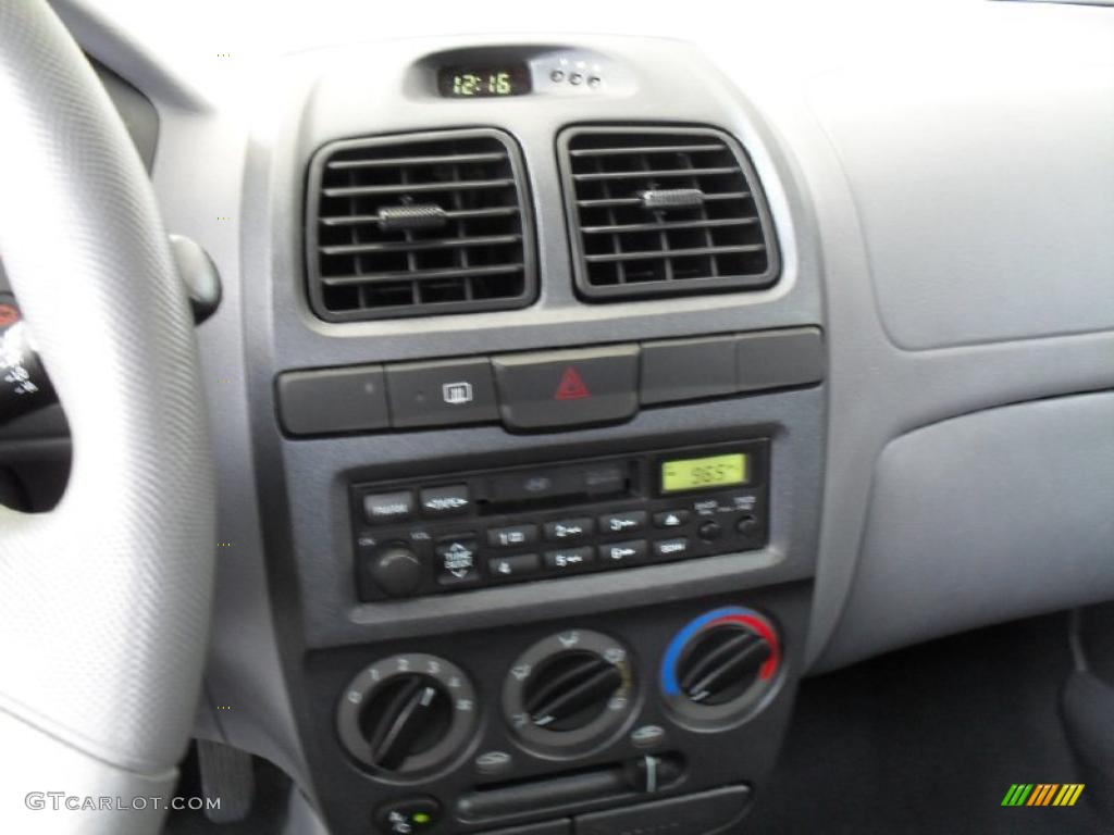 2005 Accent GLS Coupe - Silver Mist / Gray photo #23