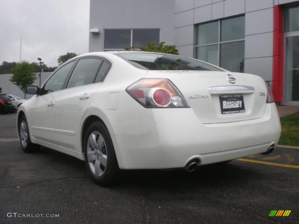 2008 Altima 2.5 S - Winter Frost Pearl / Charcoal photo #3