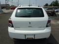 2009 Ultra White Pontiac Vibe 2.4 AWD  photo #4