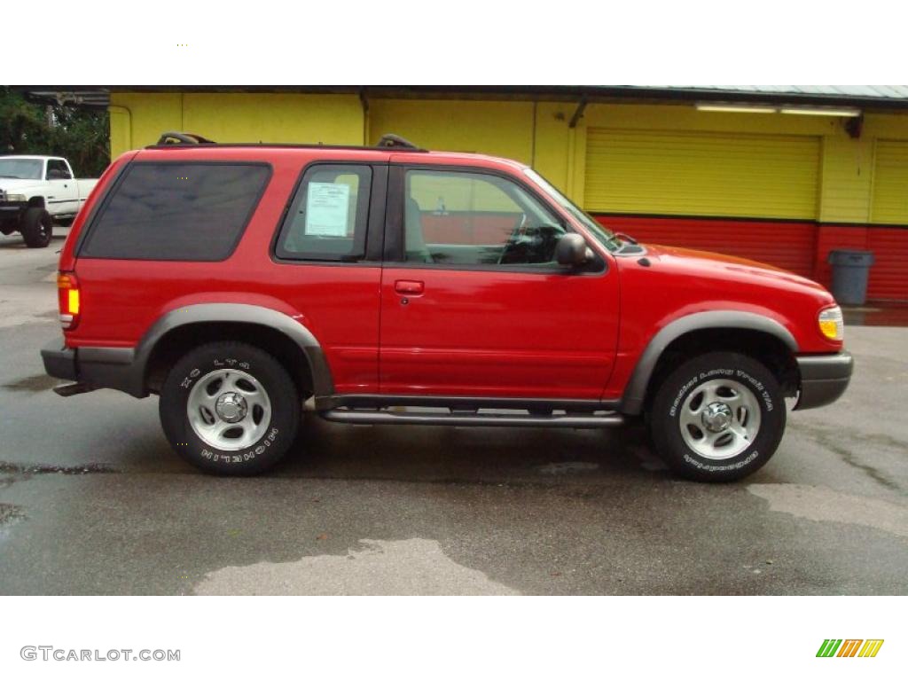 1999 Explorer Sport 4x4 - Bright Red Clearcoat / Medium Graphite Grey photo #2