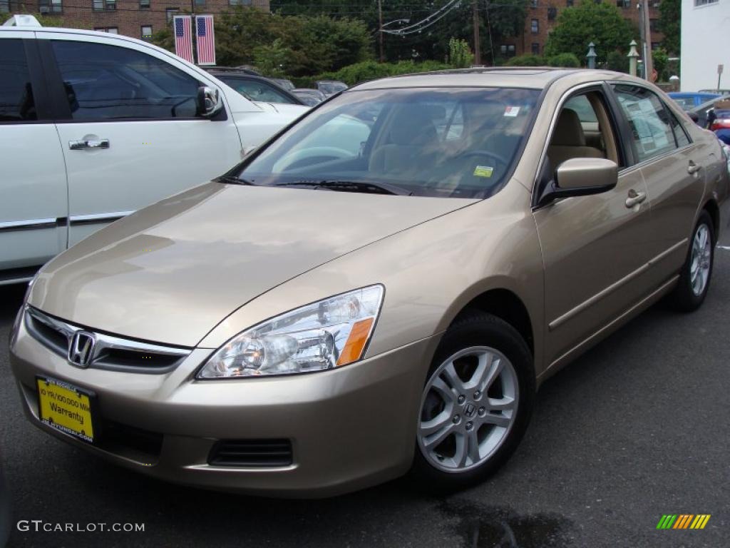 2007 Accord EX Sedan - Desert Mist Metallic / Ivory photo #1