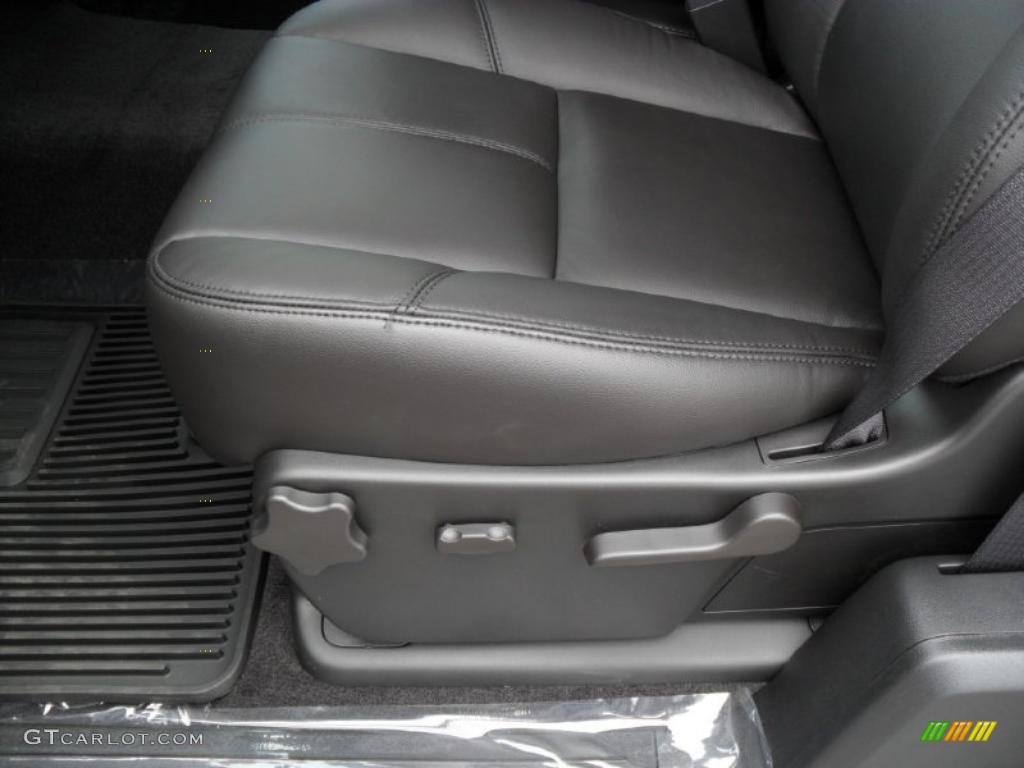 2011 Silverado 1500 LT Extended Cab 4x4 - Black / Ebony photo #8