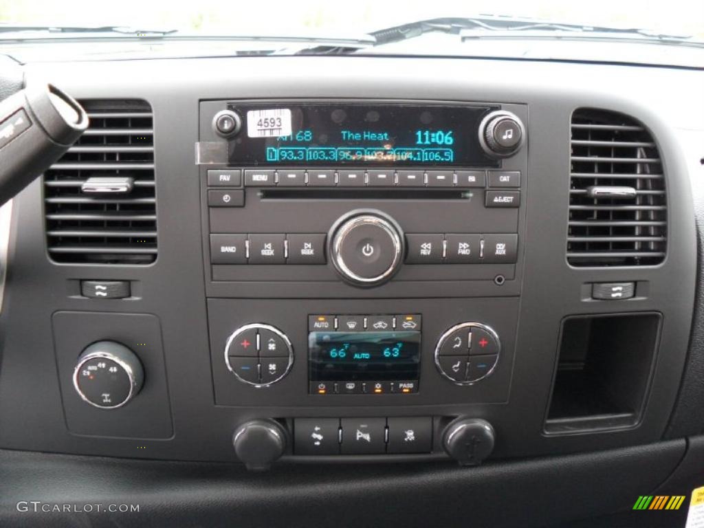 2011 Silverado 1500 LT Extended Cab 4x4 - Black / Ebony photo #12