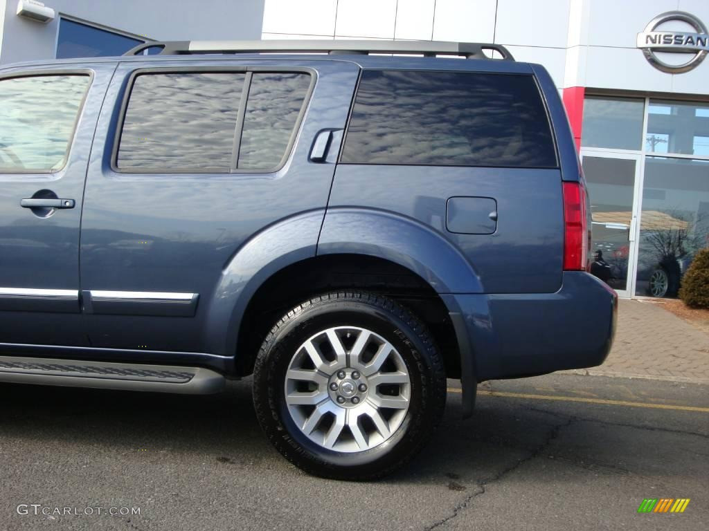 2008 Pathfinder LE V8 4x4 - Silverton Blue / Cafe Latte photo #4