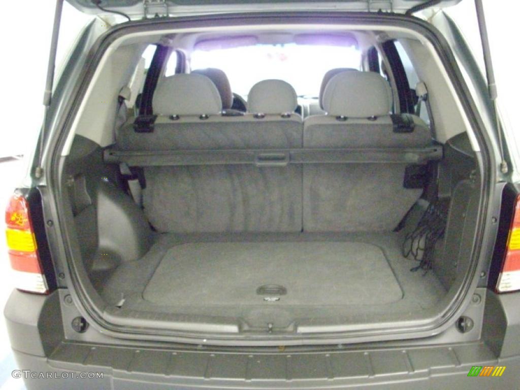 2005 Escape XLT V6 4WD - Titanium Green Metallic / Medium/Dark Flint Grey photo #6