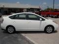 Super White - Prius Hybrid Photo No. 4