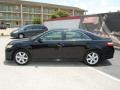 Black - Camry SE Photo No. 8