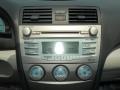 Black - Camry SE Photo No. 18