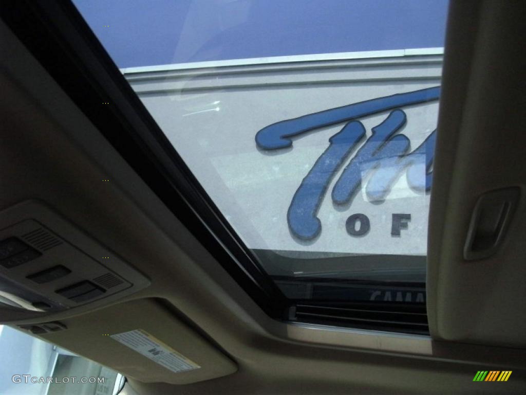 2007 Tahoe LTZ - Summit White / Light Cashmere/Ebony photo #13