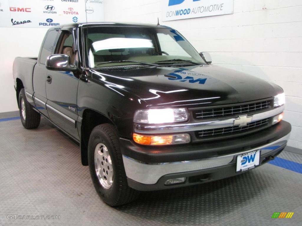 2002 Silverado 1500 LT Extended Cab 4x4 - Onyx Black / Tan photo #1