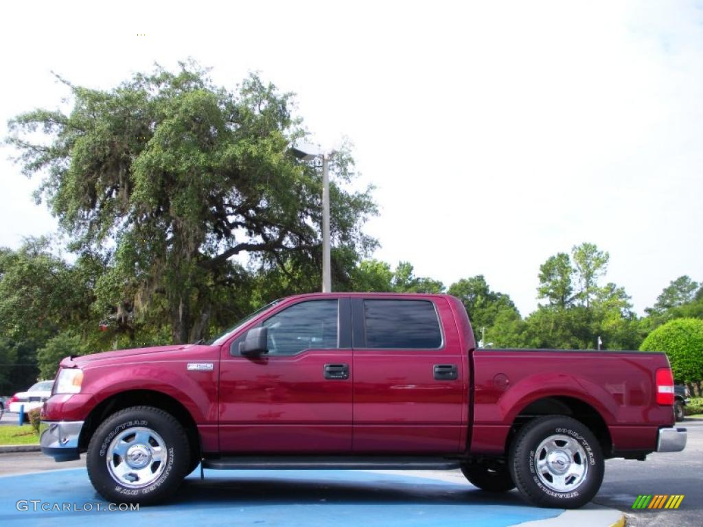 2005 F150 XLT SuperCrew - Dark Toreador Red Metallic / Medium Flint/Dark Flint Grey photo #2