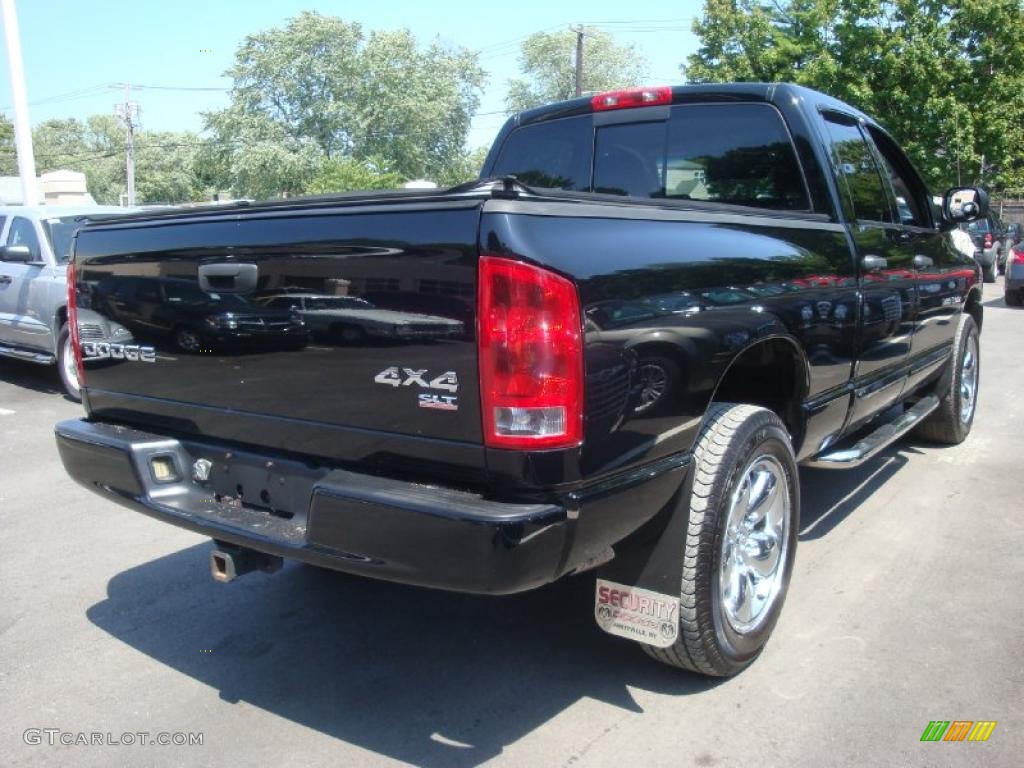 2004 Ram 1500 SLT Quad Cab 4x4 - Black / Dark Slate Gray photo #4