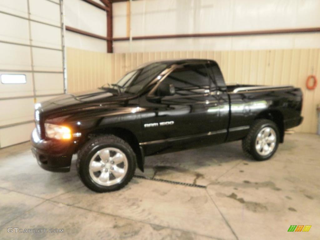 2003 Ram 1500 SLT Regular Cab 4x4 - Black / Dark Slate Gray photo #37