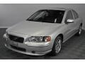 Silver Metallic - S60 2.5T Photo No. 1