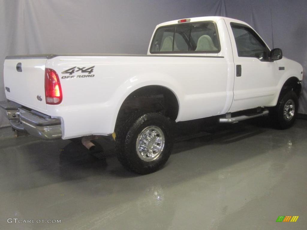 2001 F350 Super Duty XL Regular Cab 4x4 - Oxford White / Medium Graphite photo #3