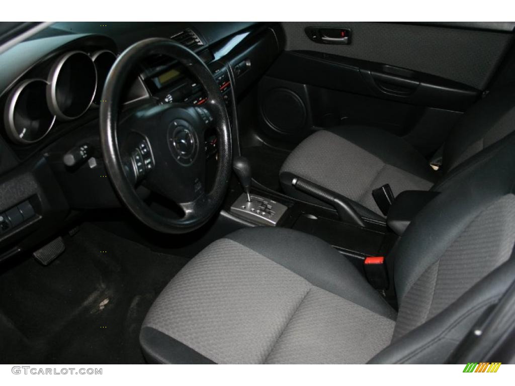 2005 MAZDA3 i Sedan - Titanium Gray Metallic / Black photo #6